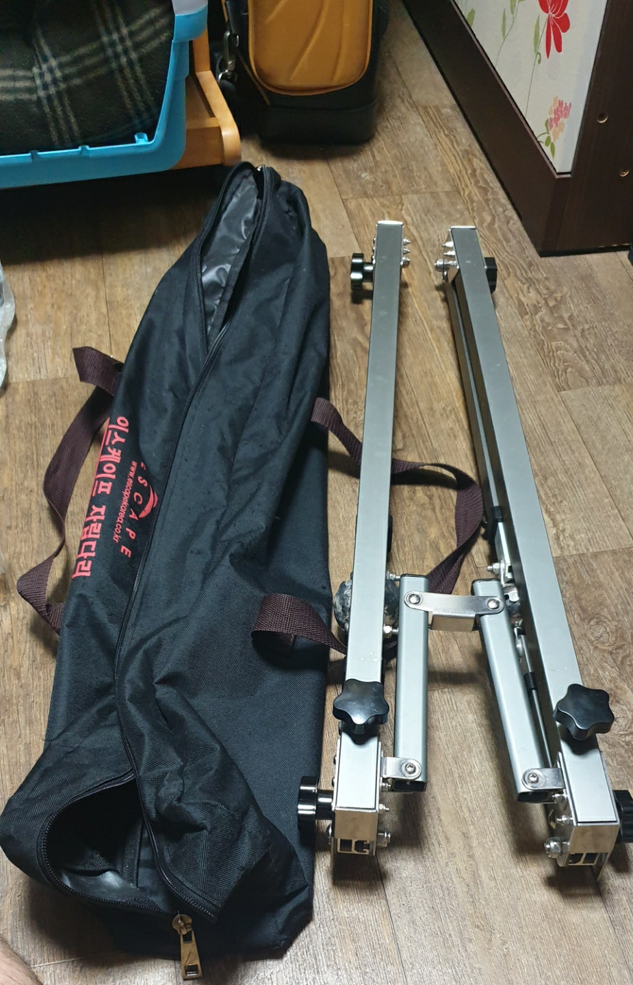 이스케이프 자립다리