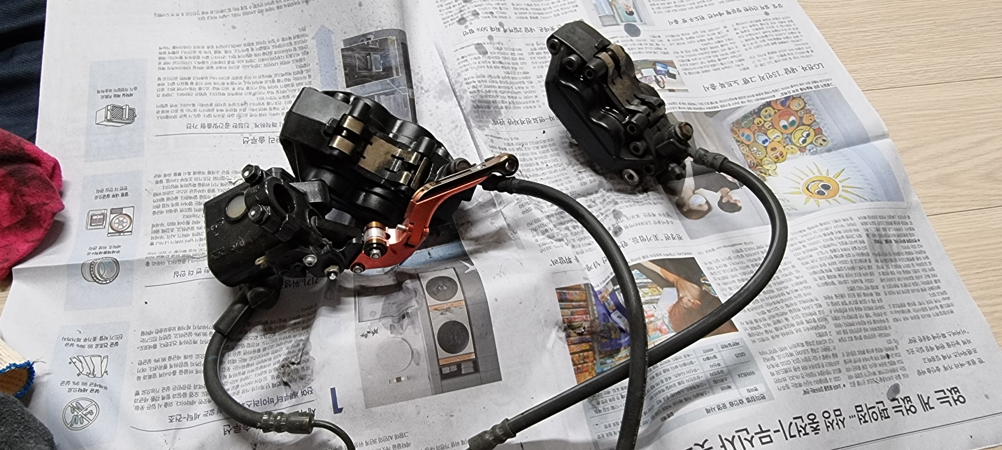 코멧650인젝션 앞브레이크 외 부품들