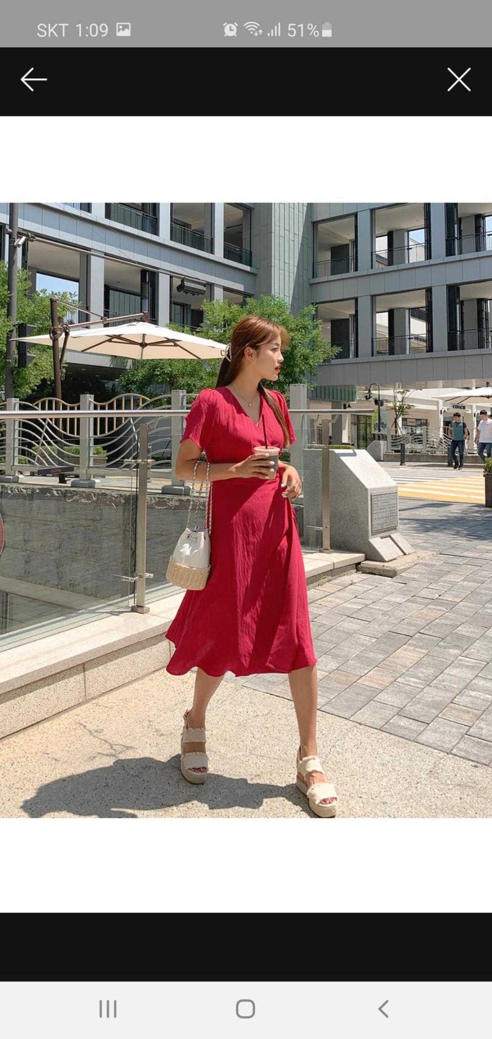 튤립 소매 레드 롱 원피스