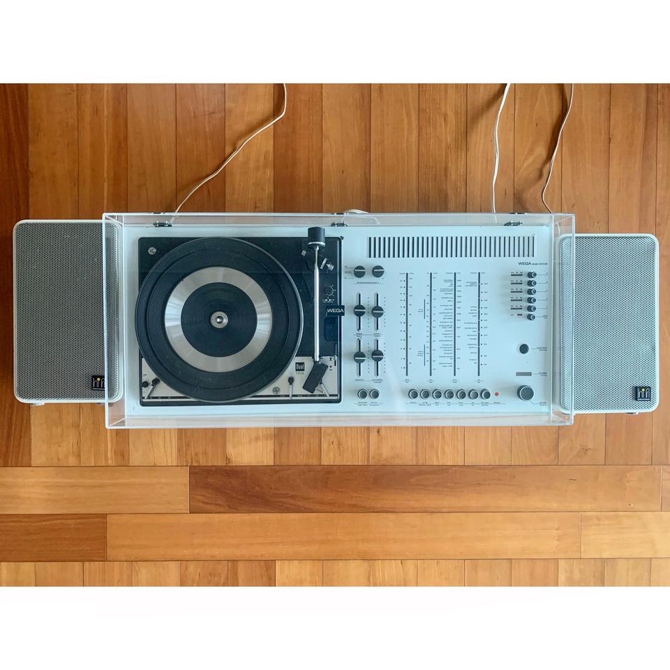 Wega hifi 턴테이블 + Grundig 스피커