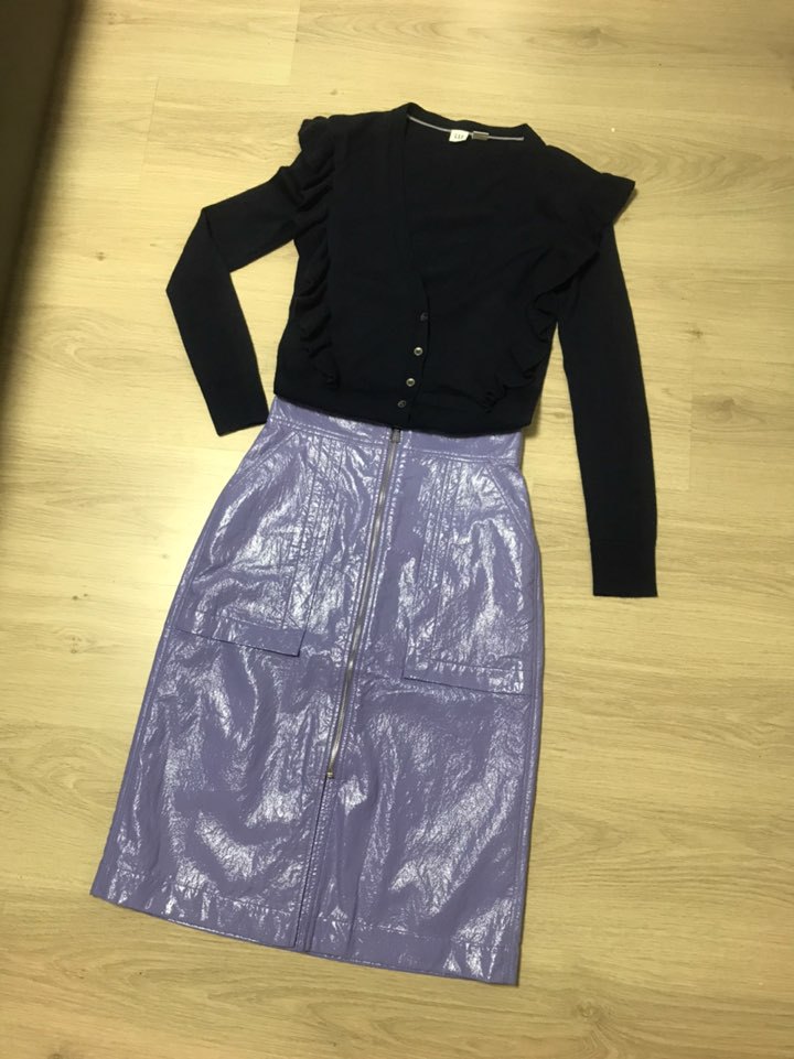 갭 GAP 프릴포인트 가디건/쥬시쥬디 스커트