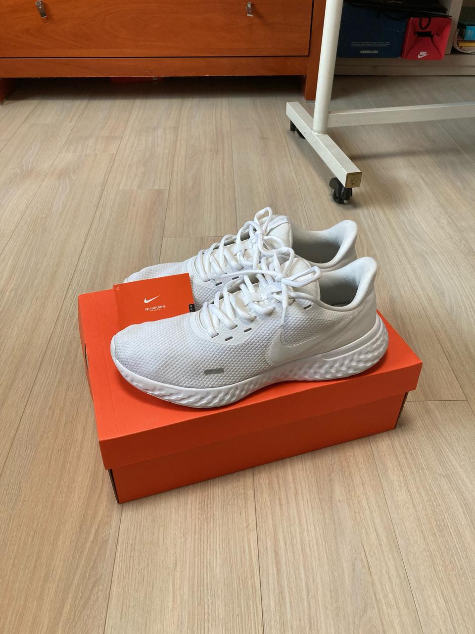 (265 size) 나이키 레볼루션 5 운동화