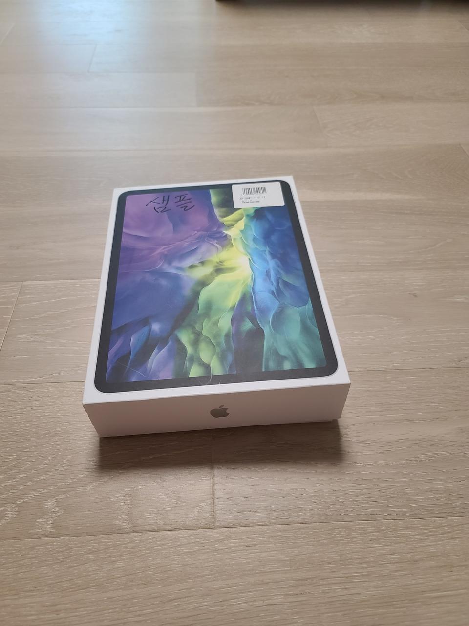 아이패드 프로 4세대 11인치 128기가 WIFI 스그 색상 팔아요