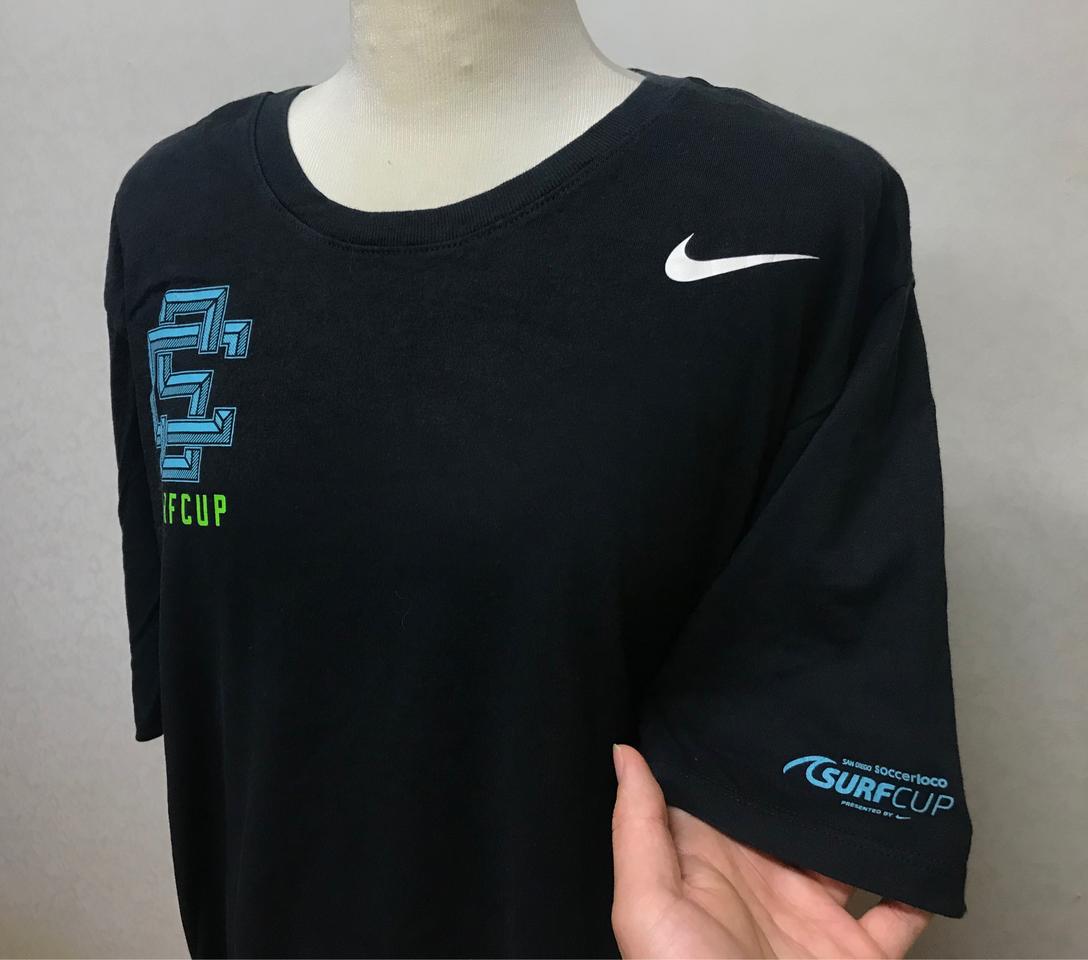 나이키 스우시 블랙 드라이핏 반팔