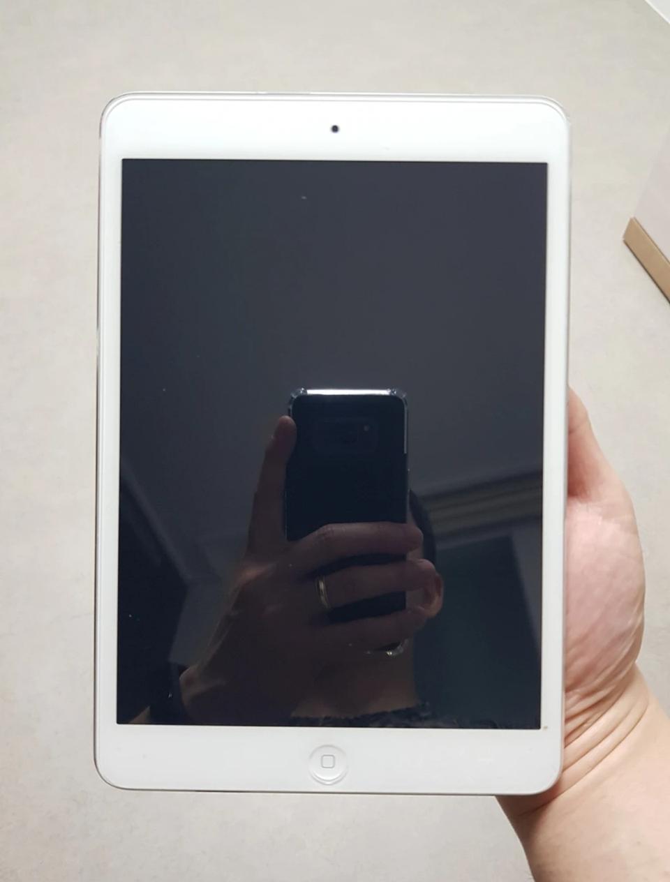 아이패드 미니 32G(wifi모델)