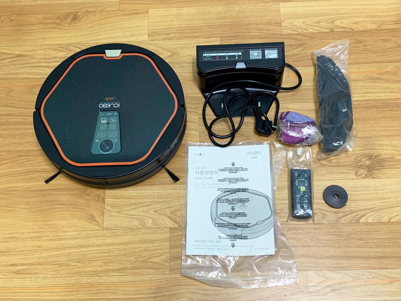로봇청소기 아이클레보아르떼 모던블랙 판매합니다.
