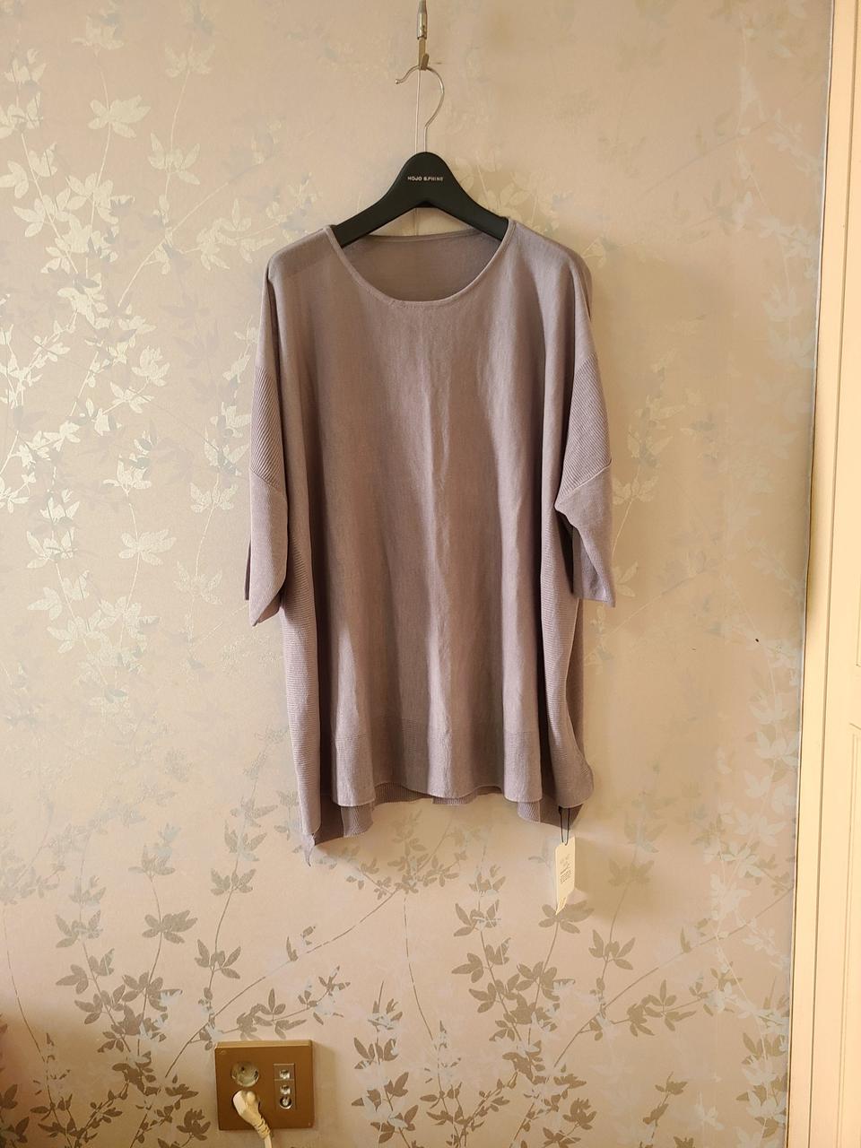 새상품) 그레이니트 상의