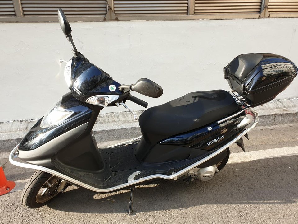 혼다 오토바이 125cc | 세컨웨어(헬로마켓) 혼다 오토바이 125Cc | 세컨웨어(헬로마켓)