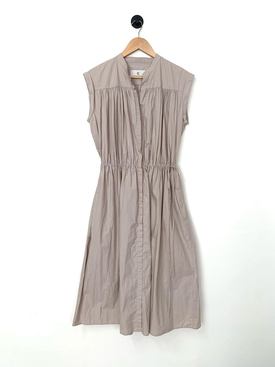 모노크롬 차이나 셔링 롱 원피스