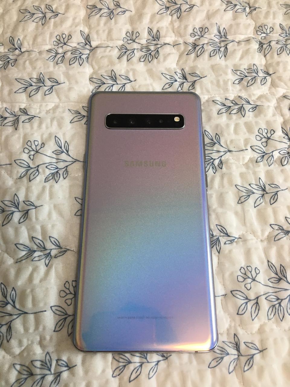 오늘만 25.5갤럭시 s105g 크라운실버 512 연락주세요