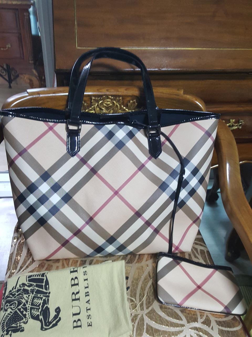 정품버버리숄더백