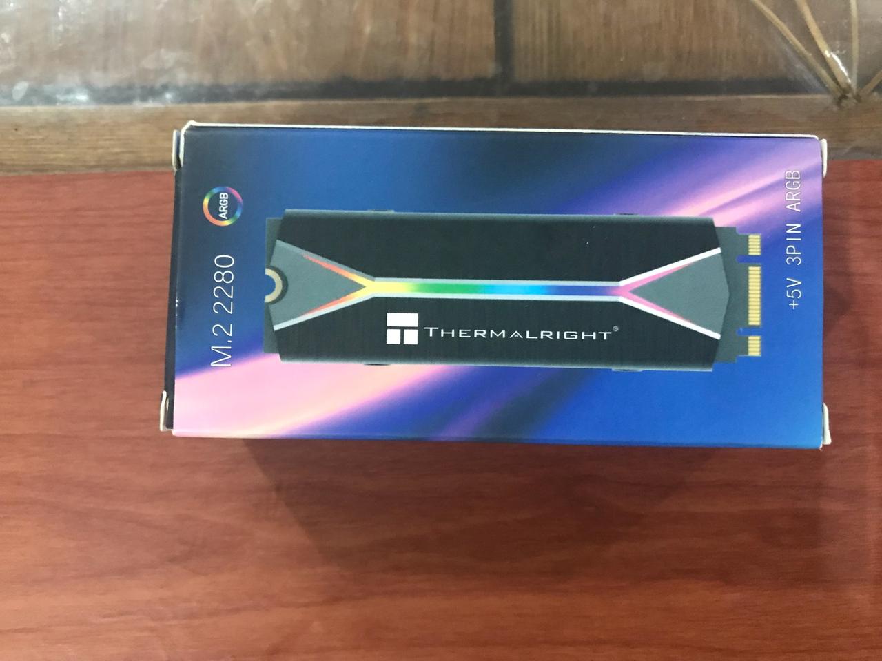 Thermalright NVMe 방열판 RGB
