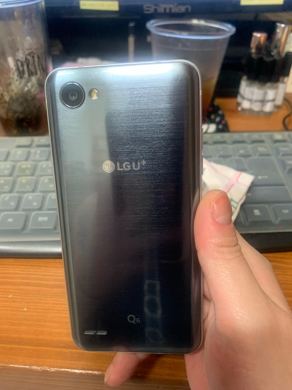LG Q6