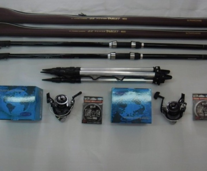 (24)카본원투낚시대450 2대+3볼6000번릴2대+릴줄+삼각받침대