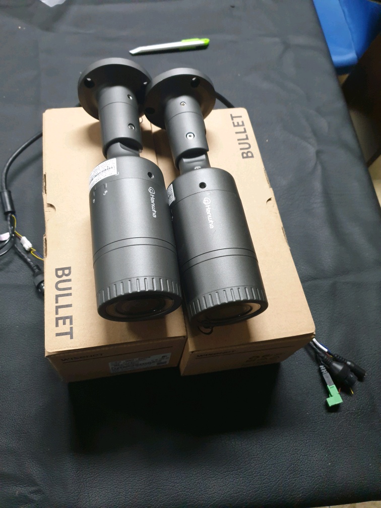 한화테크윈 QNO-6022R IP 200만화소 적외선카메라 2개판매합니다.