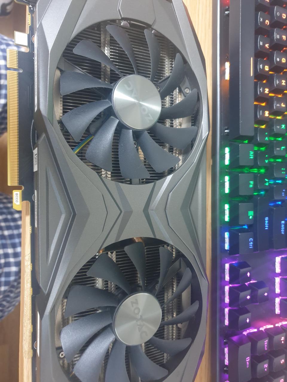 조탁 gtx 1070ti AMP! ed