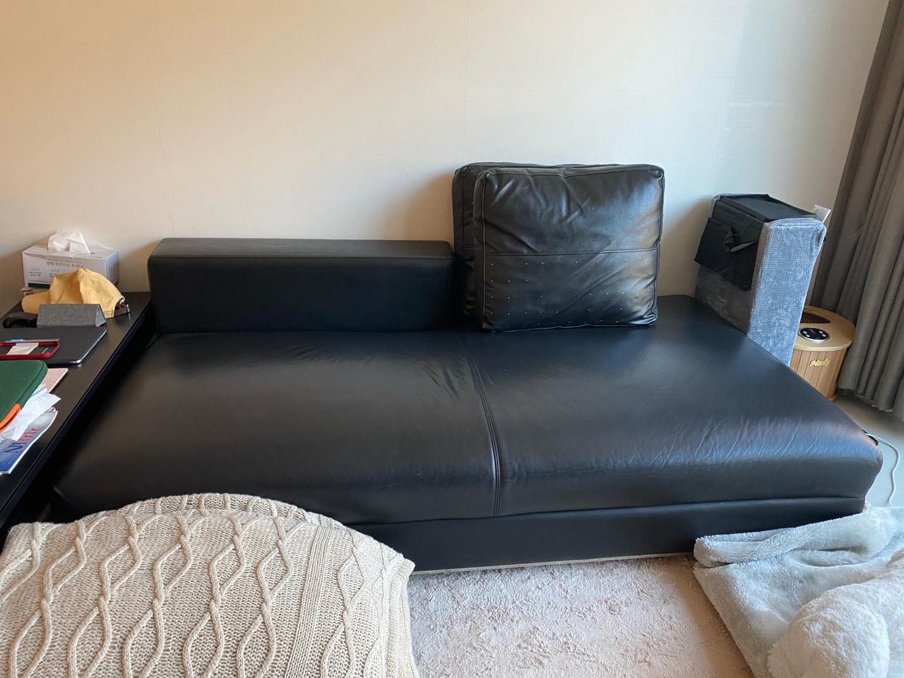 벤사 가죽 소파