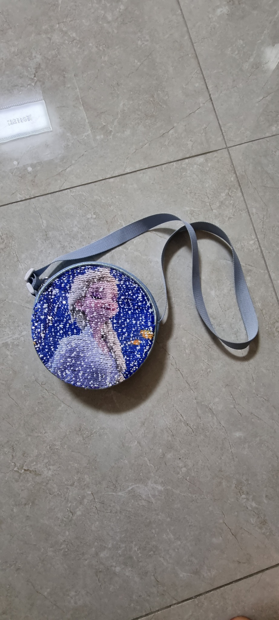 엘사 스팽글 크로스백