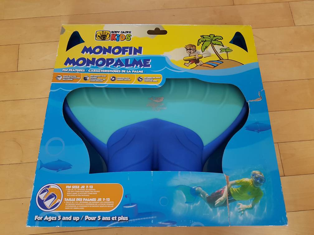 모노핀 오리발을 팝니다. 거의 새제품