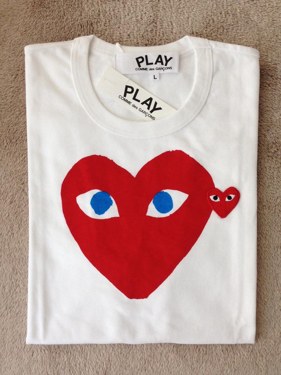 꼼데가르송 반팔티 화이트 레드하트 블루아이