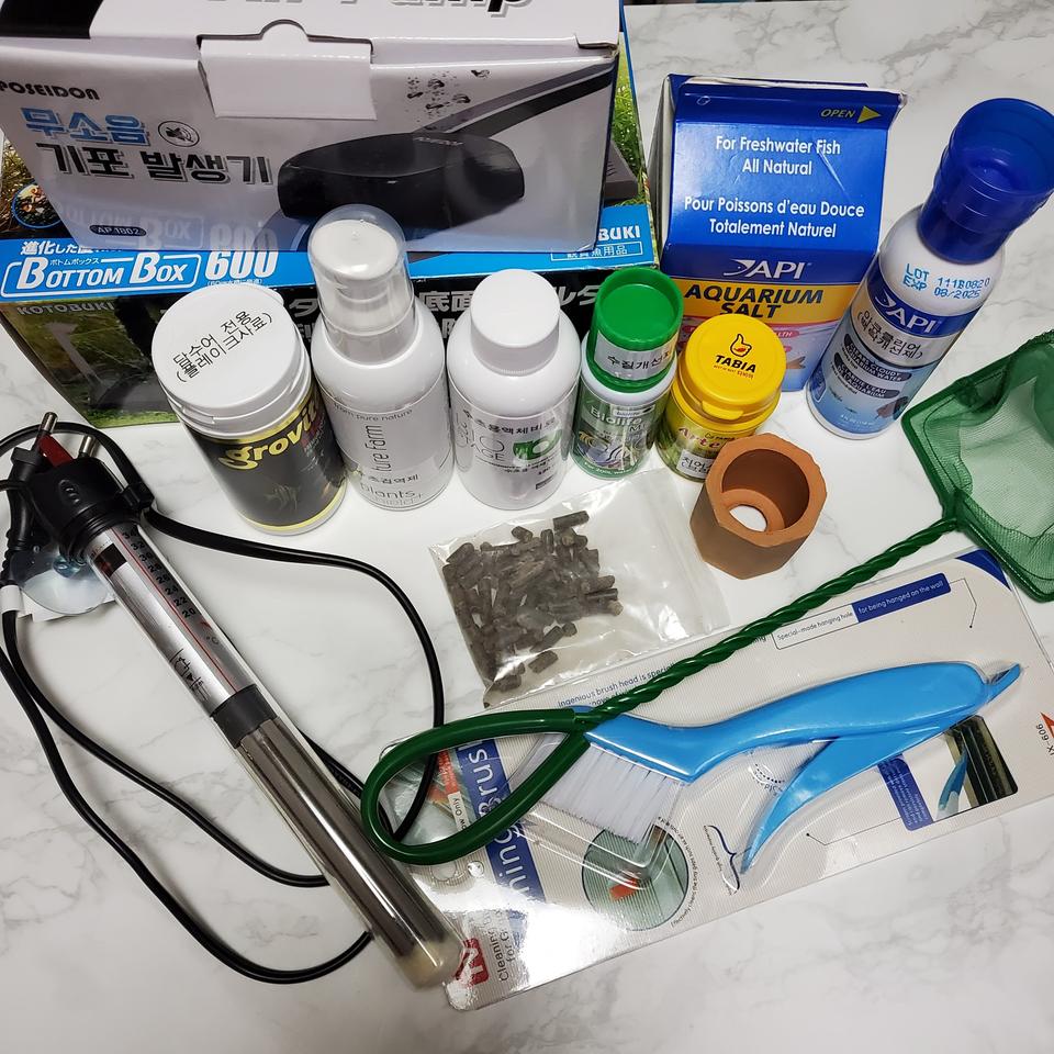 물생활용품 스펀지여과기, 저면여과기, 산소발생기, 어항히터, 청소솔 일괄