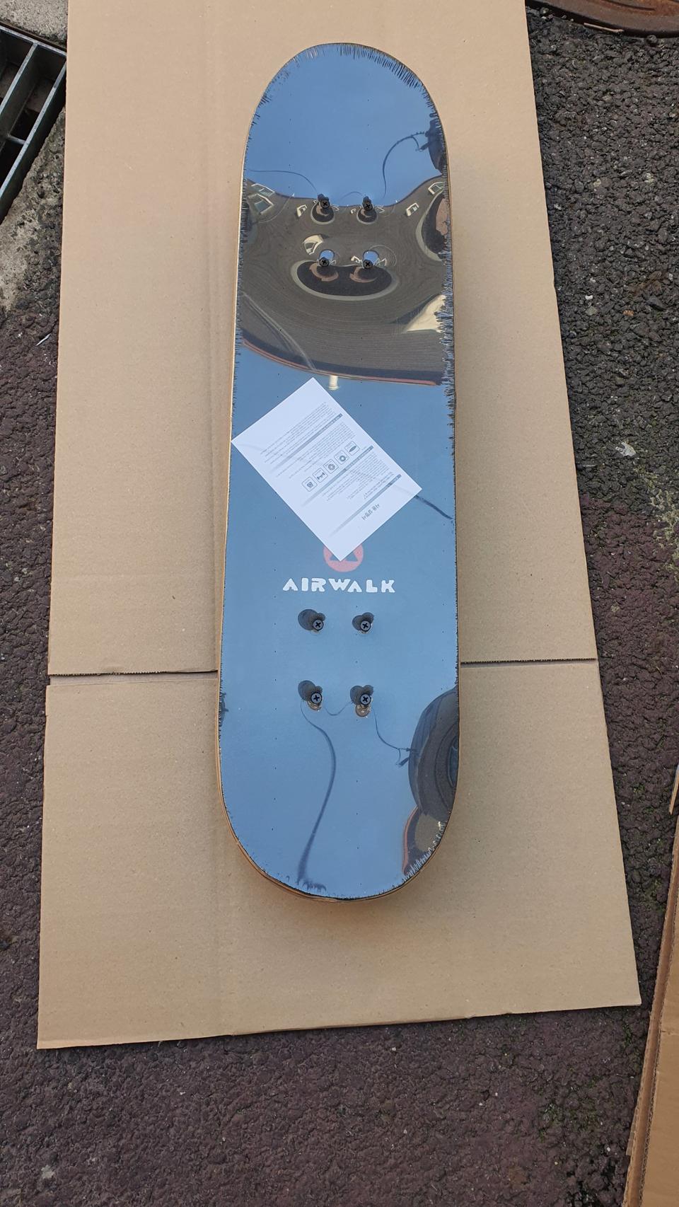 에어워크 스케이트보드 31인치 새상품