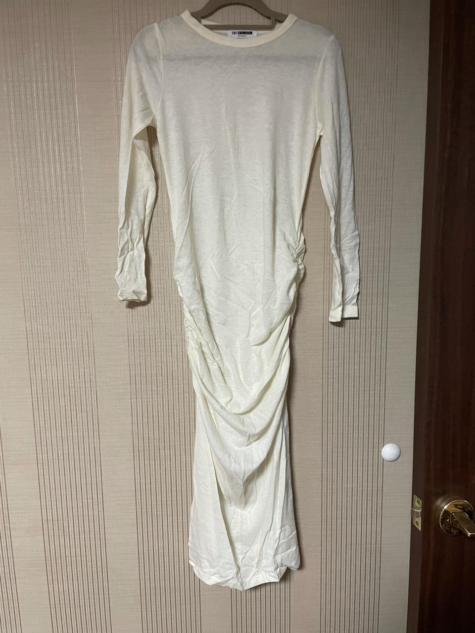 화이트롱원피스 새제품