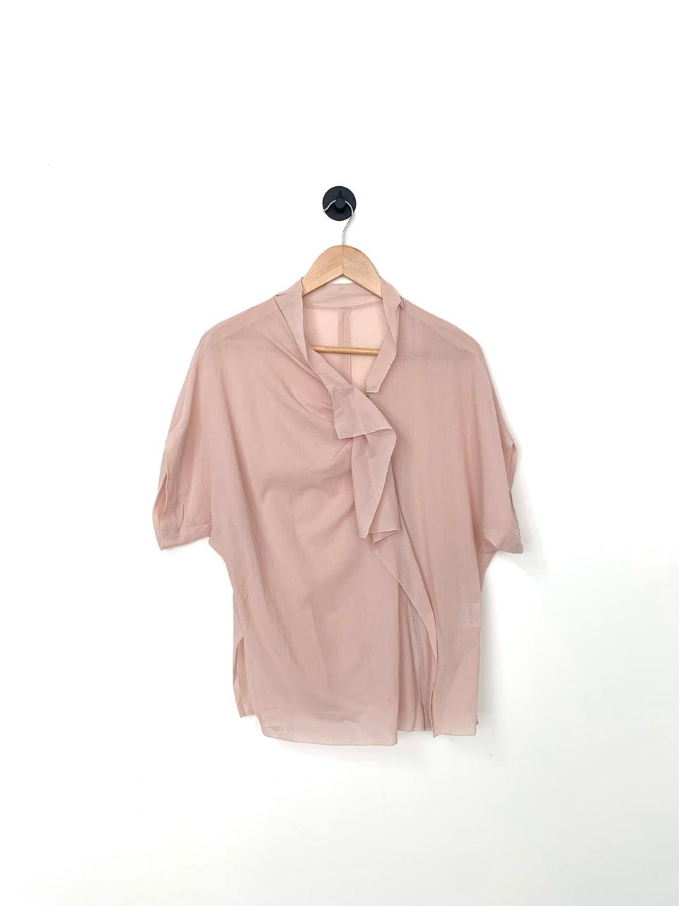 지고트 시스루 사선 프릴 블라우스