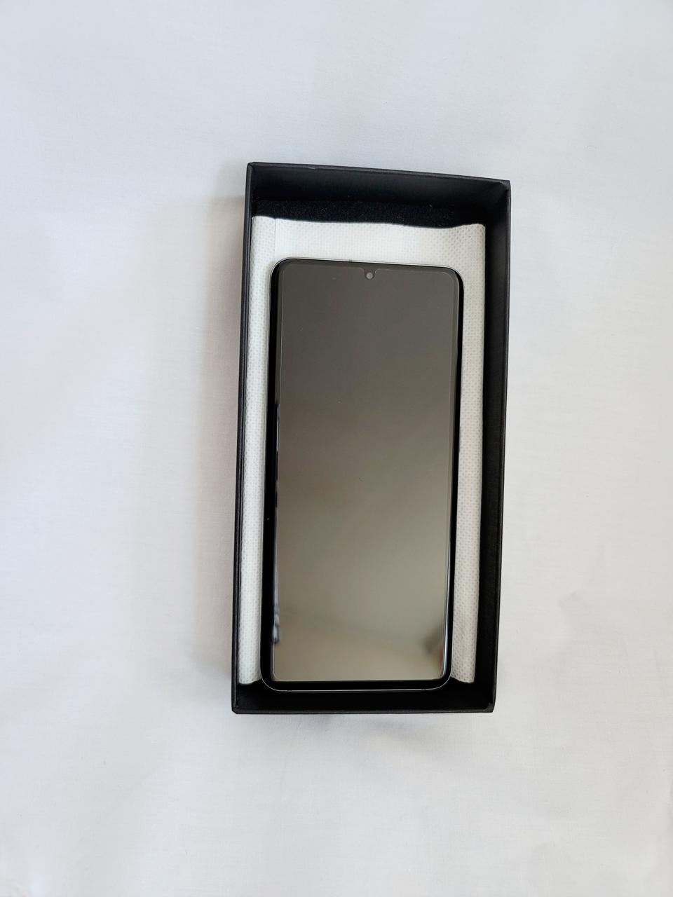 ss급 갤럭시 S20 화이트 판매, z플립교신가능