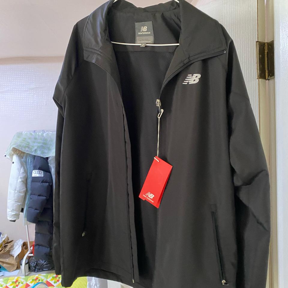 뉴발란스 바람막이 m