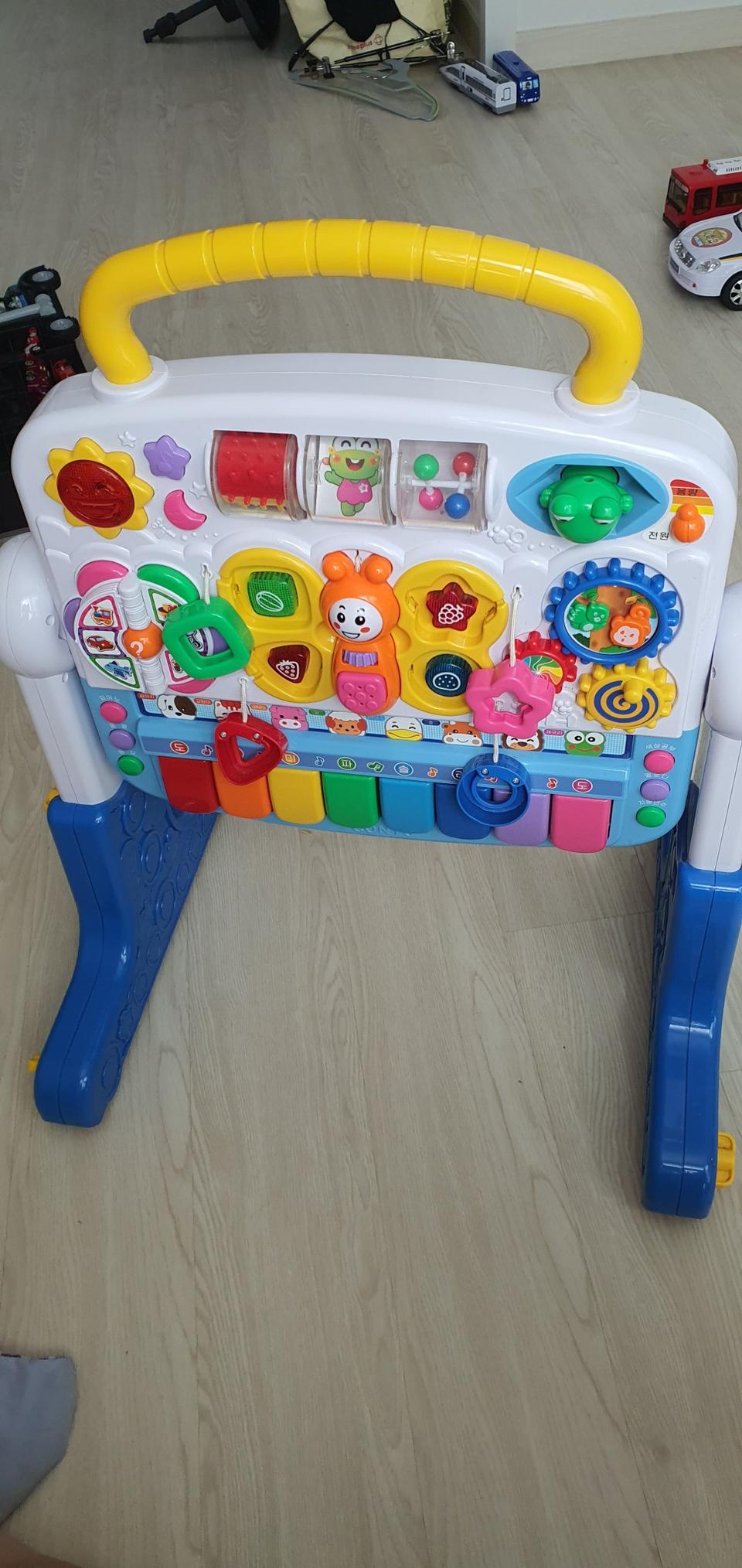 에듀테이블 팔아요