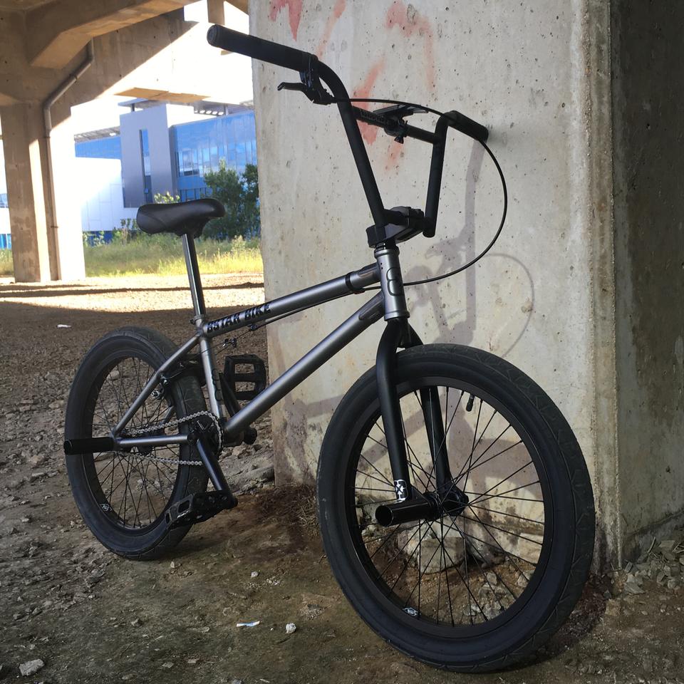 BMX 2021 핏 에스티알