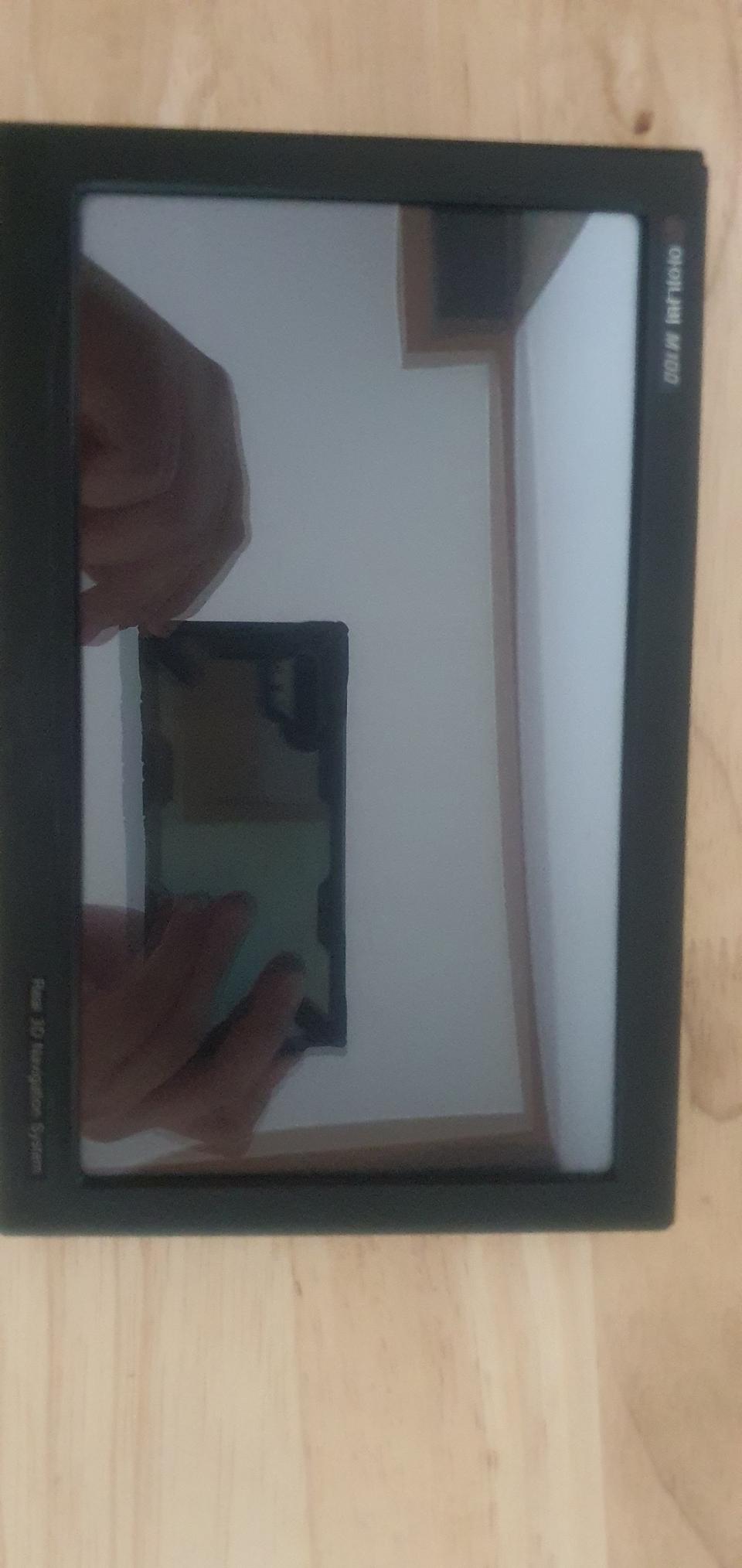 아이나비 m100 모델 판매합니다