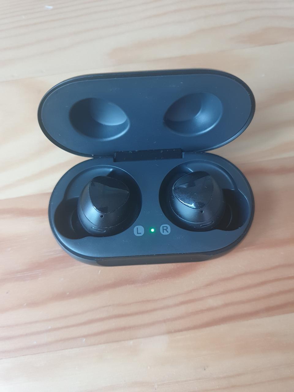 갤럭시 버즈 팝니다