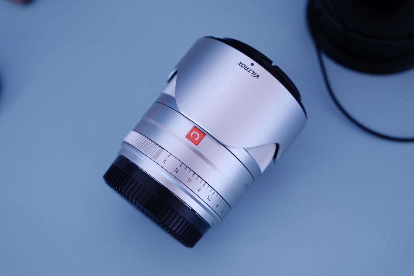 빌트록스 33mm F1.4 후지마운트