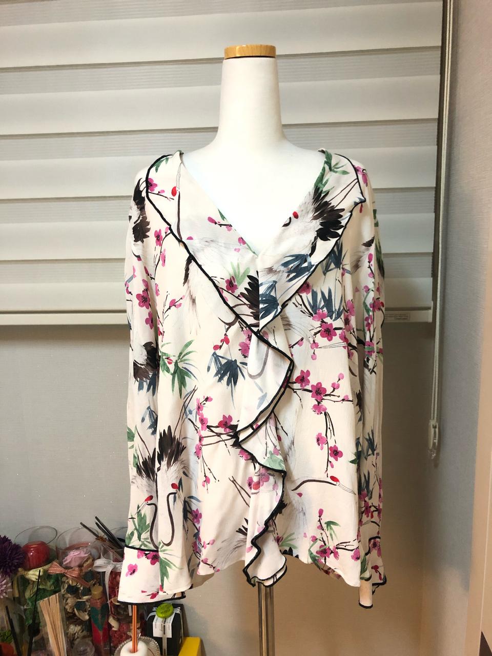 자라 프릴 블라우스