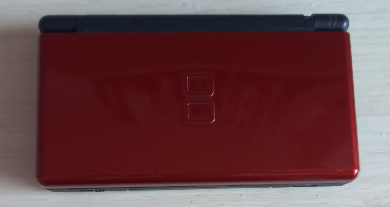 닌텐도 DS lite 기기 판매