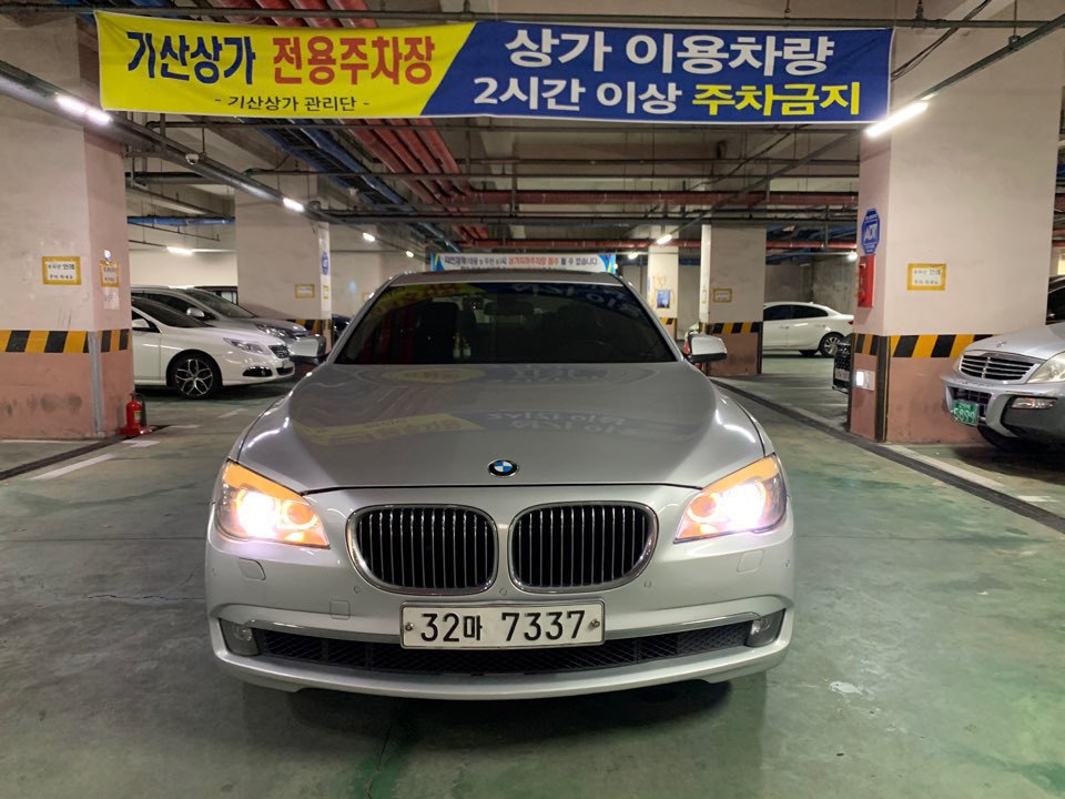 BMW 7시리즈 740i