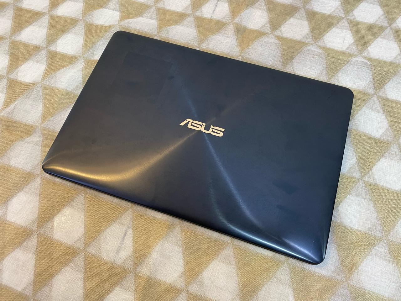ASUS 젠북 프로 UX580G 게이밍 노트북 판매합니다.