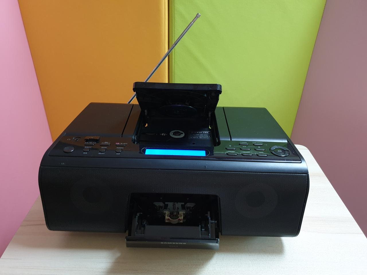 CD.카세트,FM 라디오, USB 컴팩트 디스크 시스템 삼성전자 RCD-