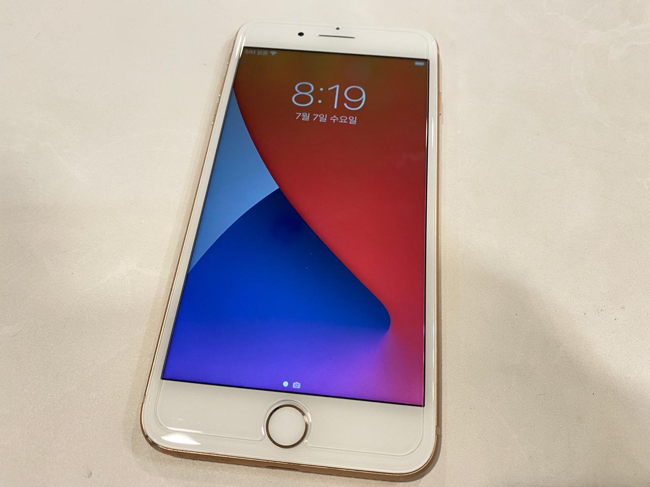 6주간 무상AS 오랜영업 신뢰 아이폰8+ 64기가  피니쉬골드 광주