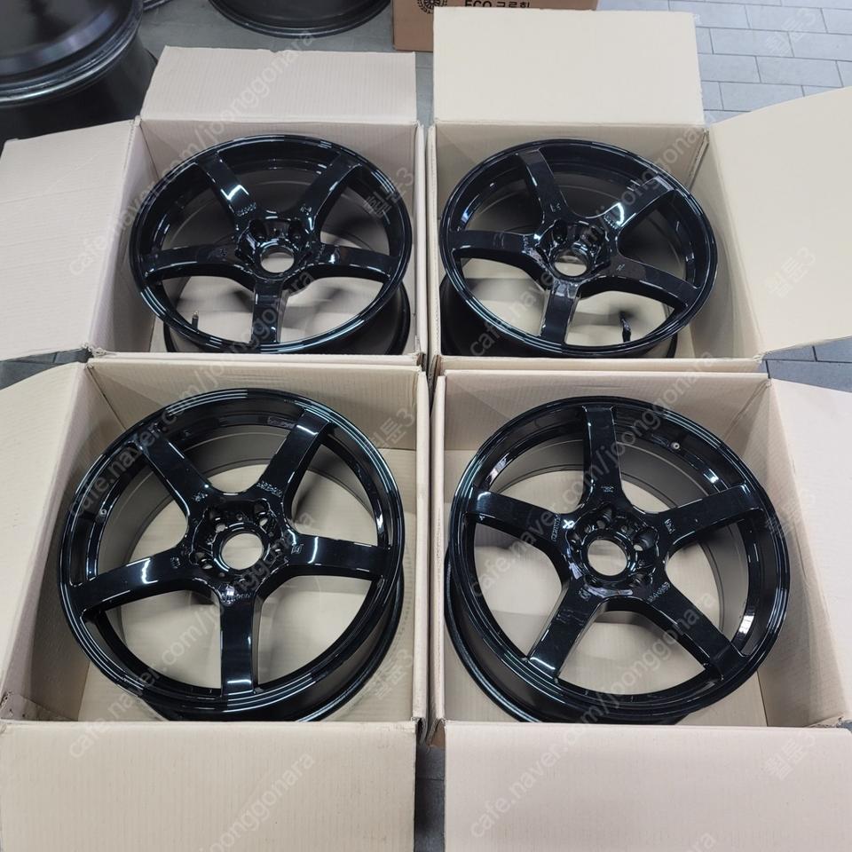 프로레이싱 18인치 블랙휠 팝니다