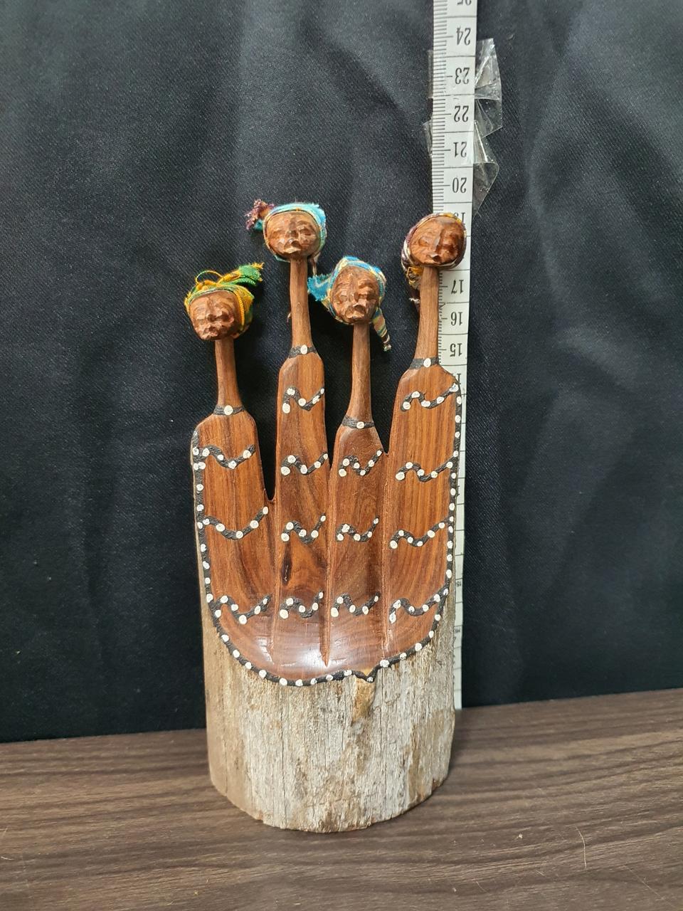 모잠비크의 여인들 조각