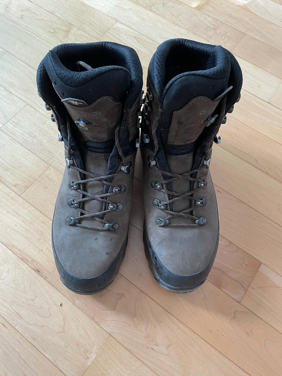 로바티벳 등산화