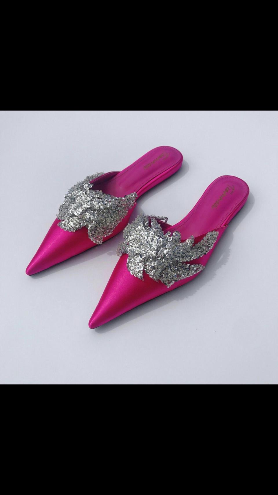 발렌시아가의감성 탈론슬래시펌프스,블로퍼의디자인 240