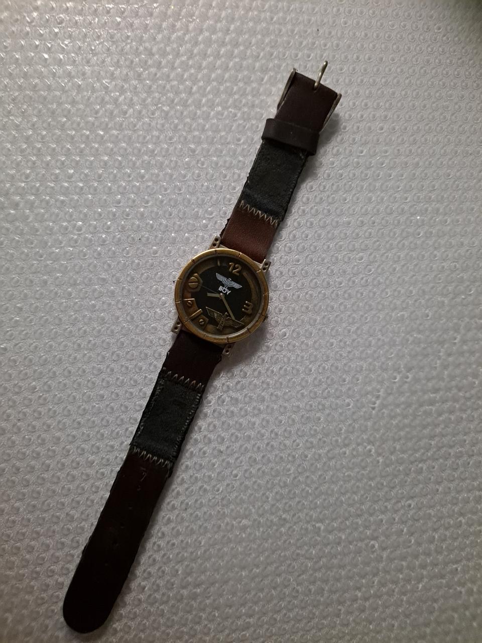 보이 런던 (BOY LONDON) 빈티지 시계(BOY-83WL)