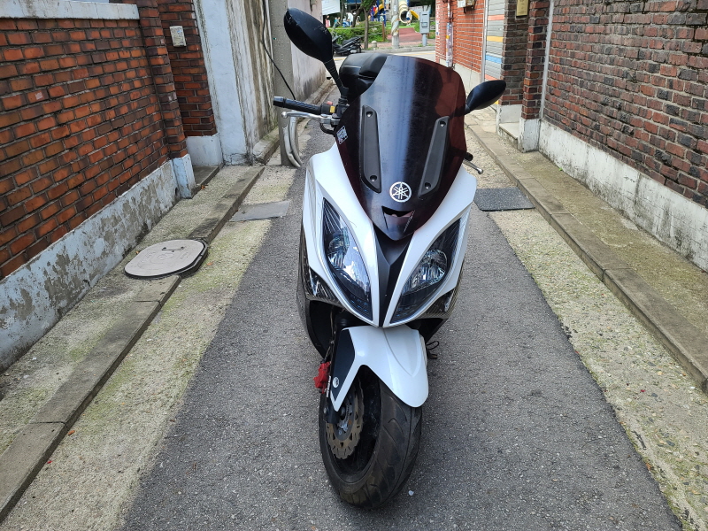 킴코 익사이팅500 빅스쿠터 판매합니다.