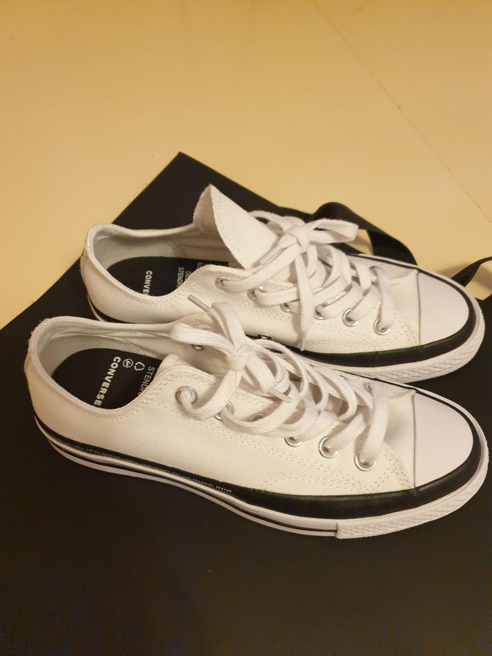 컨버스 몽클레어 프라그먼트 척로우 화이트 235판매