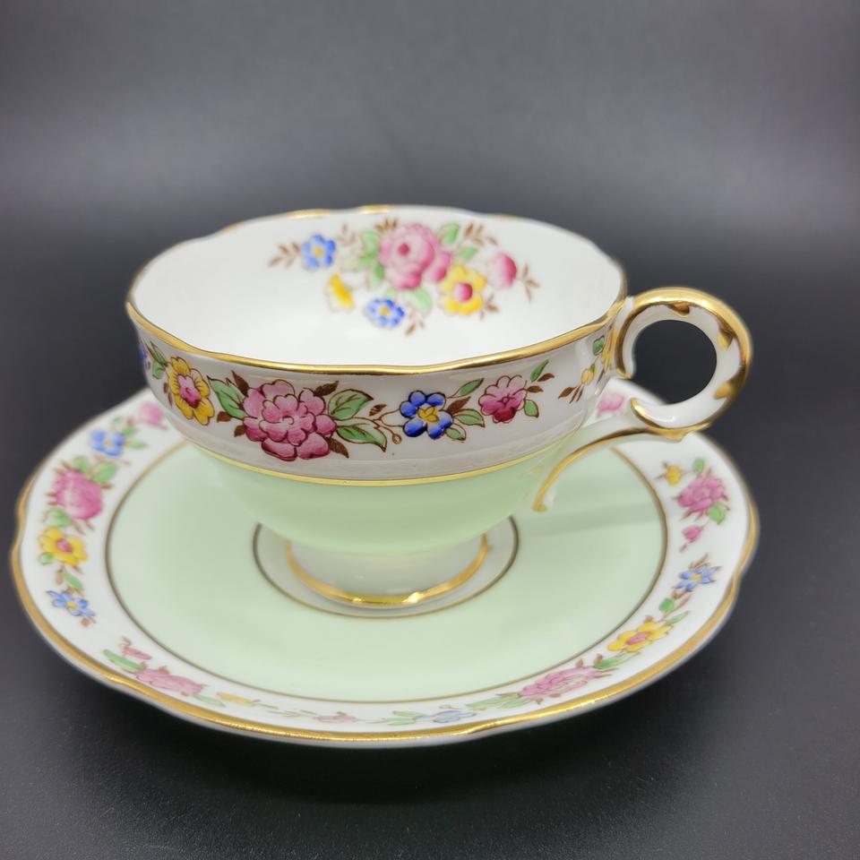 영국 애덜리 티잔 듀오