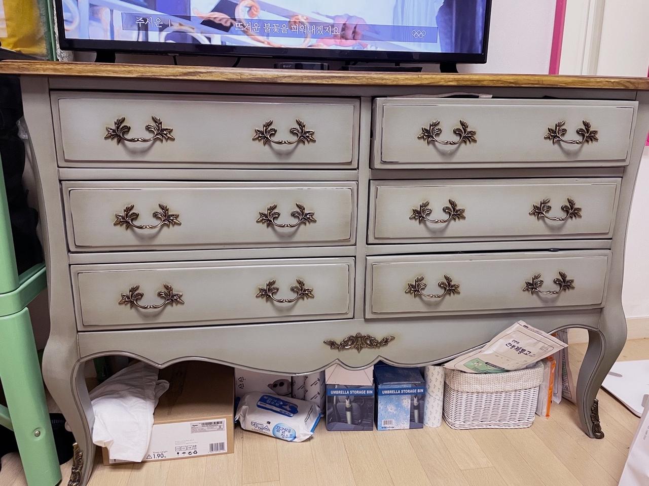 수입엔틱 티비장&수납장 싸게팝니다 상태 A+